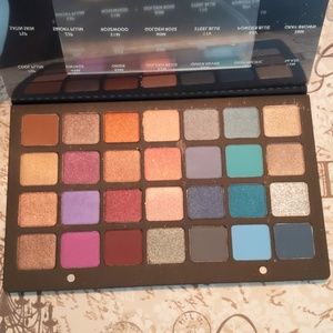 Natasha Denona 28 pan palette (blue/purple)